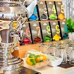 Garner - Checkpoint Charlie By Ihg