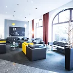 酒店 Garner - Checkpoint Charlie By Ihg 4*