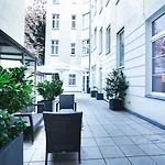 Garner - Checkpoint Charlie By Ihg 酒店 4*