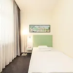 酒店 Garner - Checkpoint Charlie By Ihg