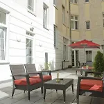 酒店 Garner - Checkpoint Charlie By Ihg 4*
