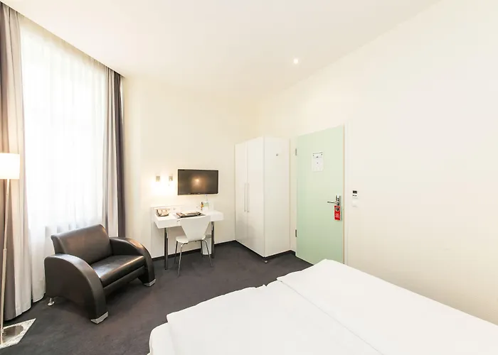 Garner - Checkpoint Charlie By Ihg Hotel Berlín