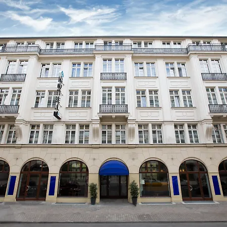 Garner - Checkpoint Charlie By Ihg 4*