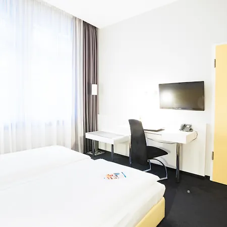ホテル Garner - Checkpoint Charlie By Ihg 4*