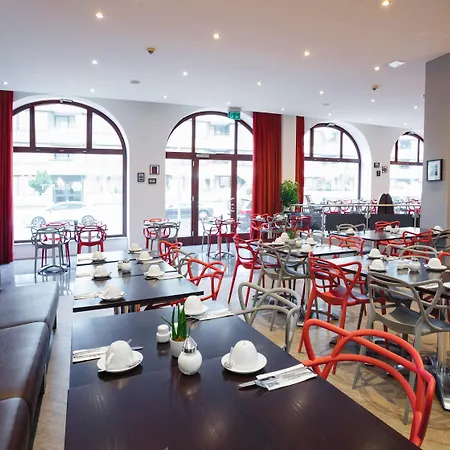 Garner - Checkpoint Charlie By Ihg 4* Берлин