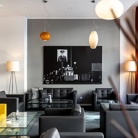 Отель Garner - Checkpoint Charlie By Ihg