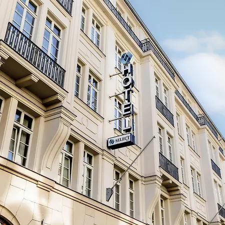 Garner - Checkpoint Charlie By Ihg ホテル