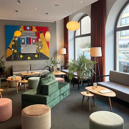Garner - Checkpoint Charlie By Ihg ベルリン