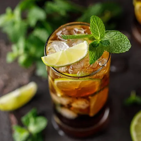 Отель Garner - Checkpoint Charlie By Ihg 4*