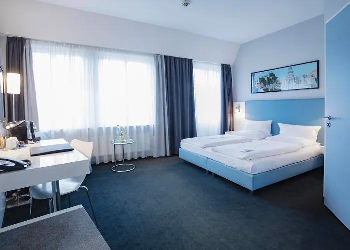 Garner - Checkpoint Charlie By Ihg 4* Berlin