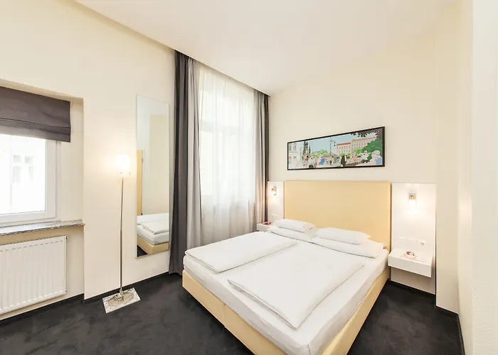 Garner - Checkpoint Charlie By Ihg 호텔 4*