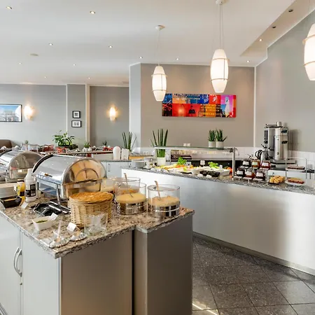 Garner - Checkpoint Charlie By Ihg Hotell 4*