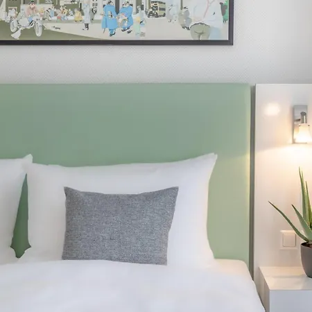 Garner - Checkpoint Charlie By Ihg Hotell Berlin