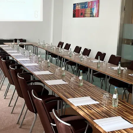 Garner - Checkpoint Charlie By Ihg Hotel