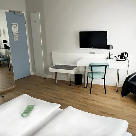 Garner - Checkpoint Charlie By Ihg Hotel