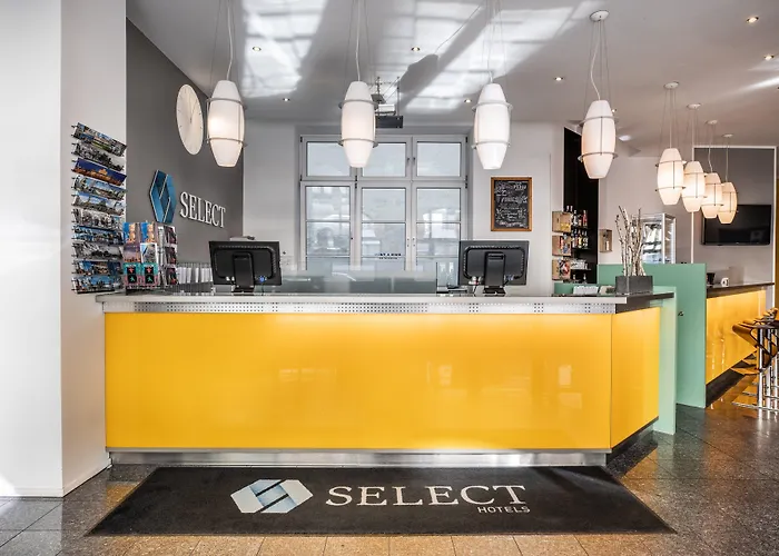 Garner - Checkpoint Charlie By Ihg 4*